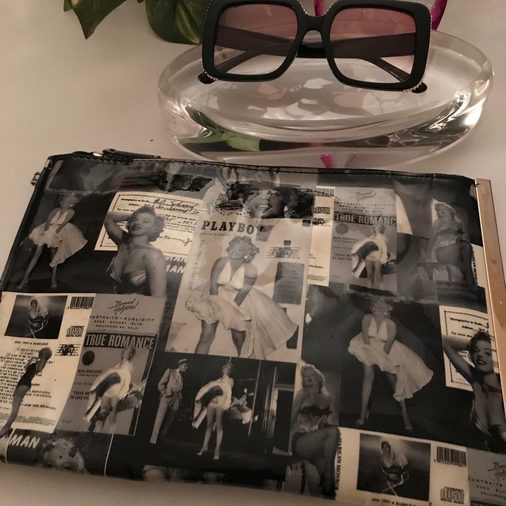 Marlyn Monroe hand bag and stylish sunglasses